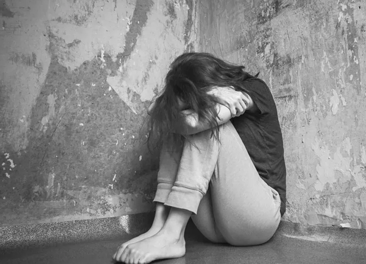 Crime: 3 youths forcibly took a minor girl to a deserted place, then gang-raped her, case registered