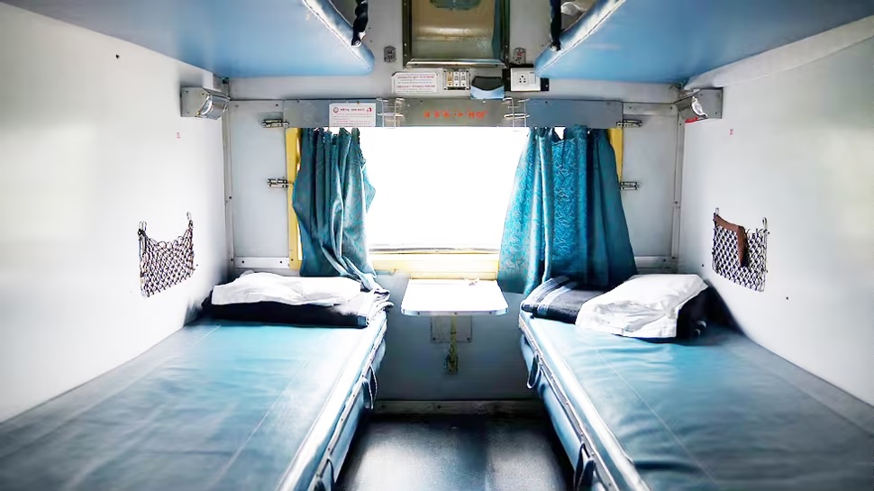 IRCTC Issued new Rules! Indian Railway changed the rule of lower berth, Now the lower seat will be reserved for these passengers