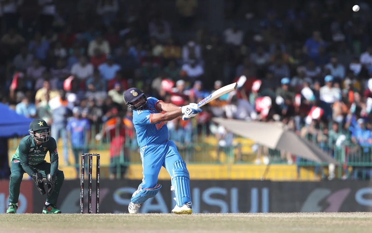 Asia Cup: Big record in the name of Rohit Sharma, became the first batsman in the world to achieve this feat