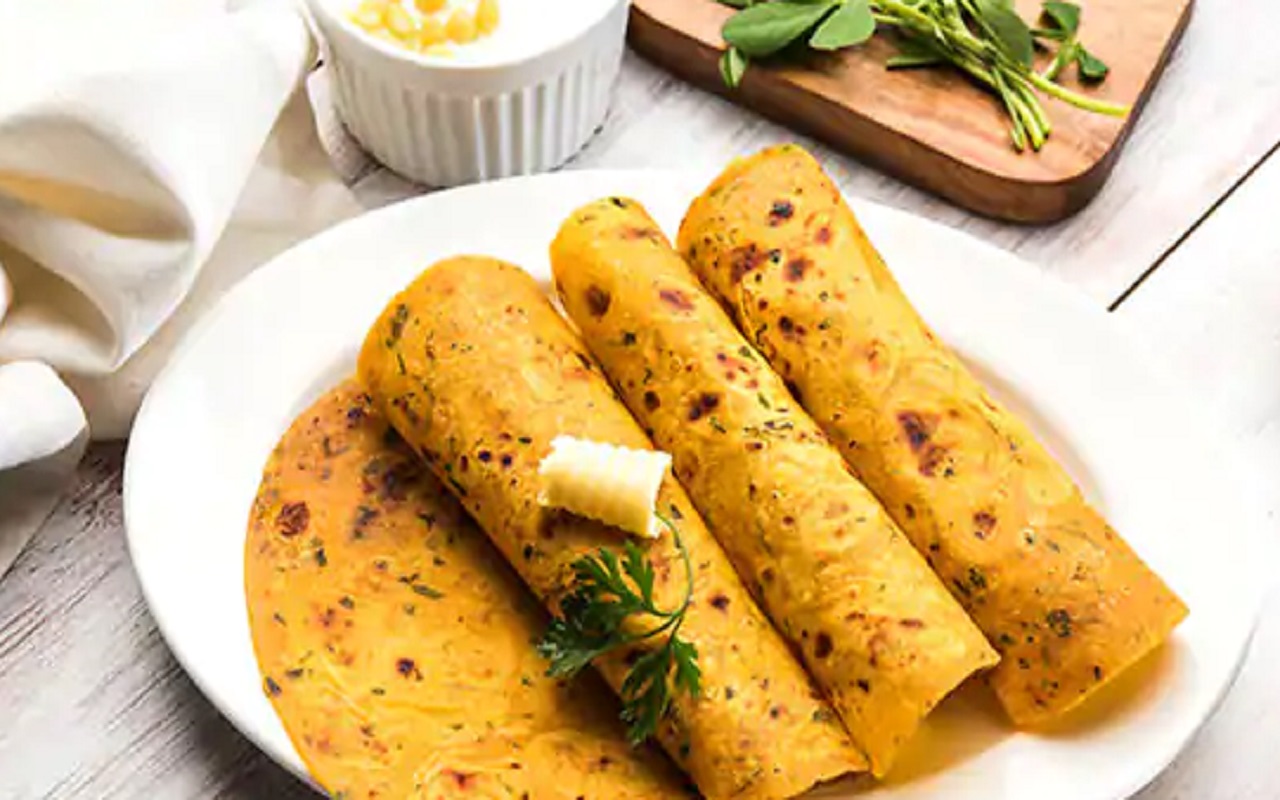 Recipe of the Day: Make Gujarat's famous dish Thepla delicious with these things