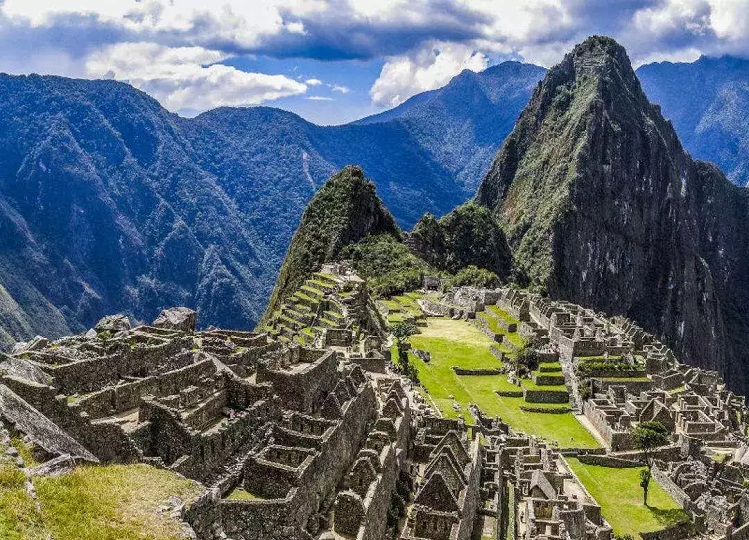 Travel Tips: Peru's Machu Picchu is famous in the world for its mysterious structure and natural beauty, you must visit it once