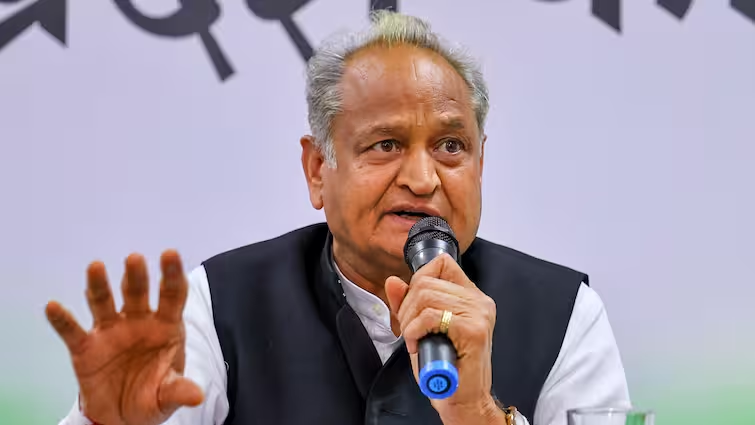 'Party interests should take priority over personal gains': Gehlot's statement on Rahul Gandhi's statement after Haryana election defeat