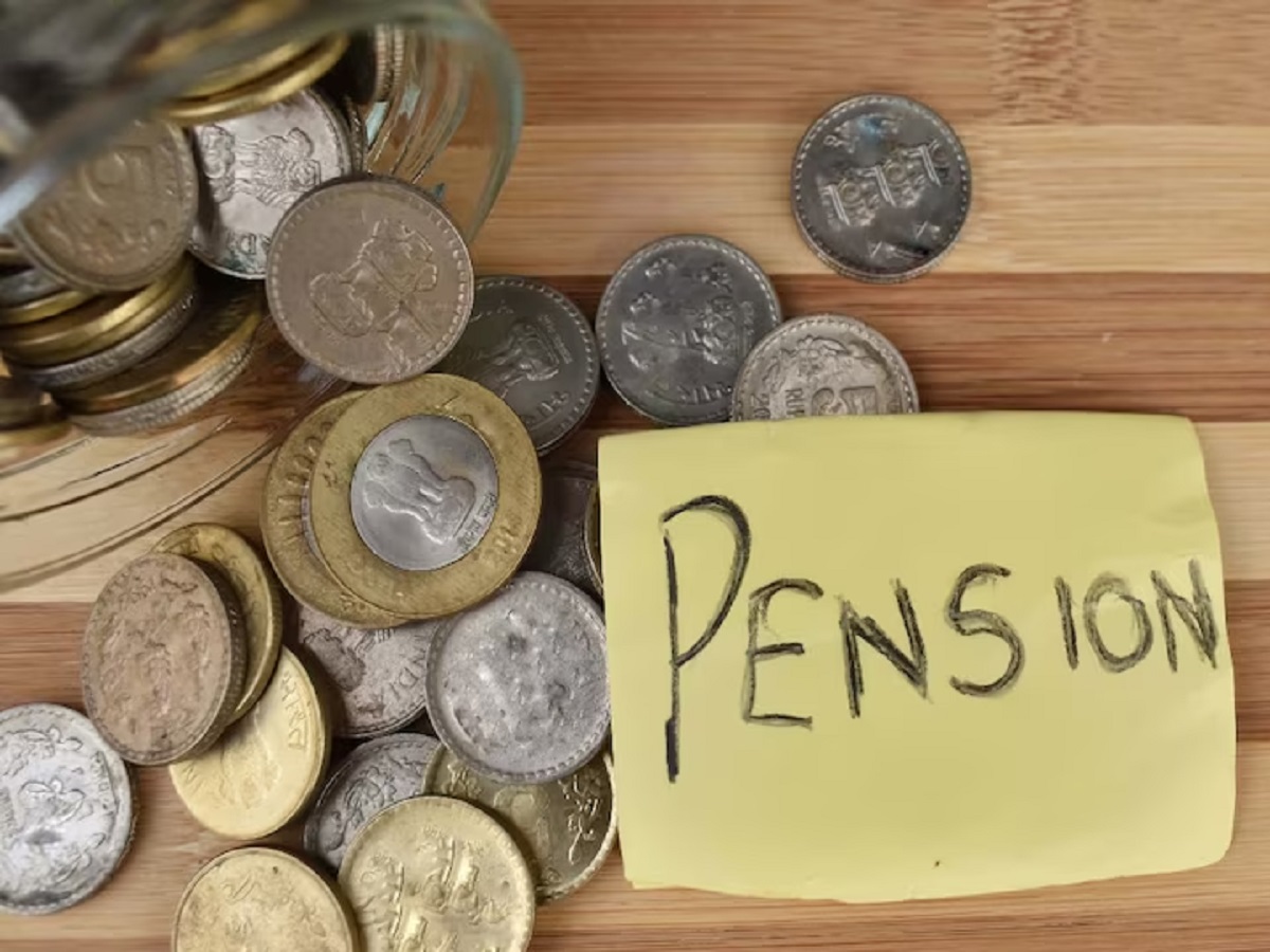 Government scheme: Divorced daughters will also receive pension, rules have changed