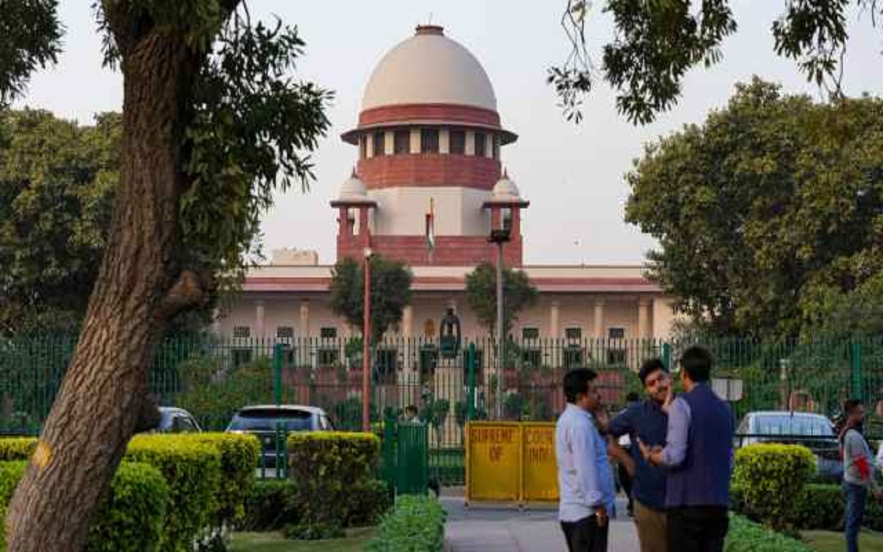 Supreme Court: Supreme ban on promotion of 68 judicial officers of Gujarat