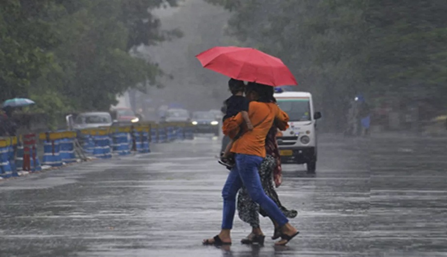 Weather update: The effect of western disturbance will remain in entire North India for three days, there will be rain in these states