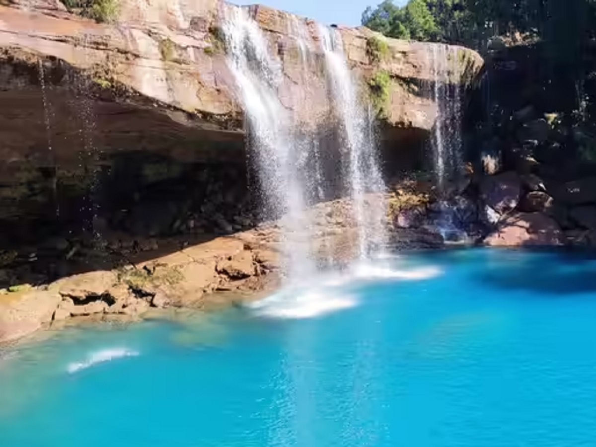 Travel Tips: A visit to Devdari Waterfall is an absolute must—it will make for an unforgettable trip!