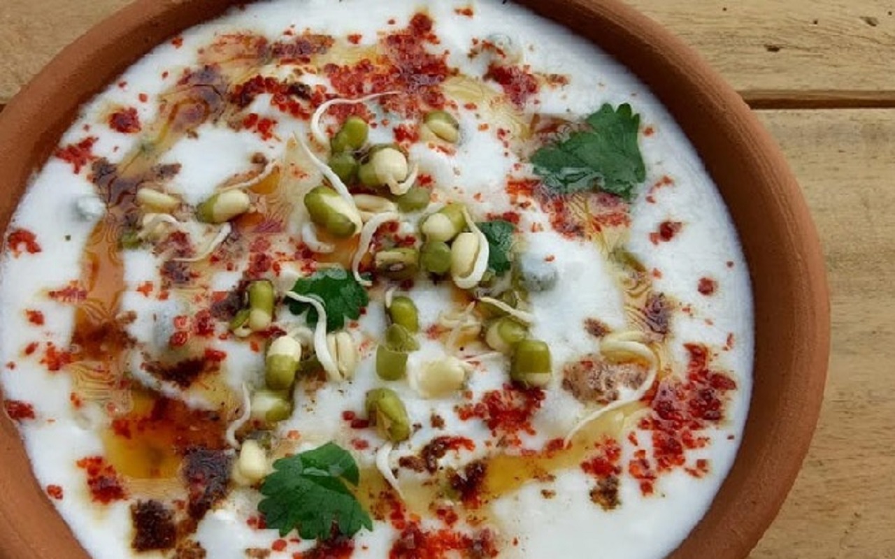 Lunch Recipe: You can also make sprouted moong raita for lunch