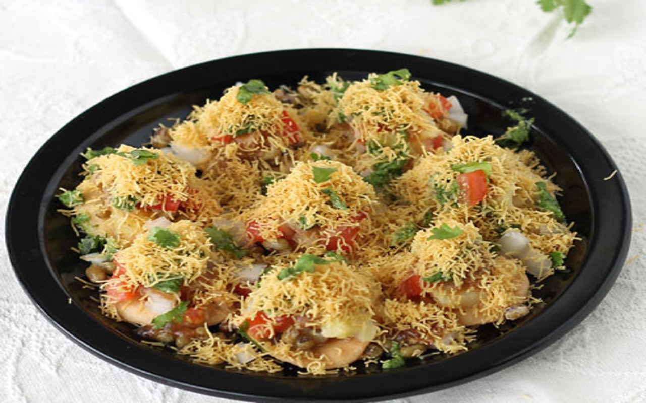 Recipe Tips: You can also enjoy street foods 'Sev Puri', it is easy to make