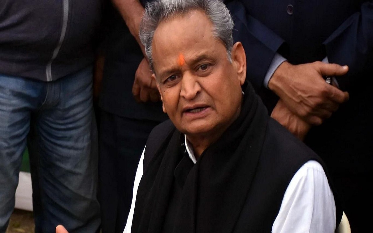 Rajasthan: Free mobile camps will be set up for free smartphones, women will be able to buy from here, CM himself will congratulate