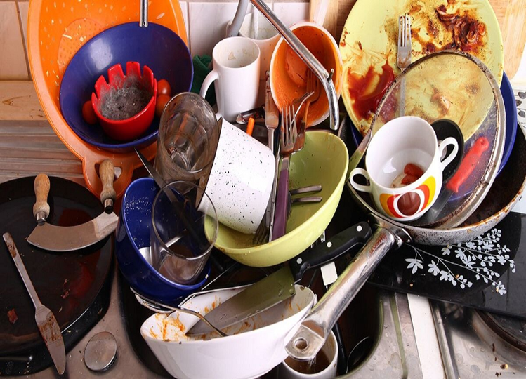 Vastu Tips: Do not leave dirty utensils at night, know why this is wrong according to Vastu