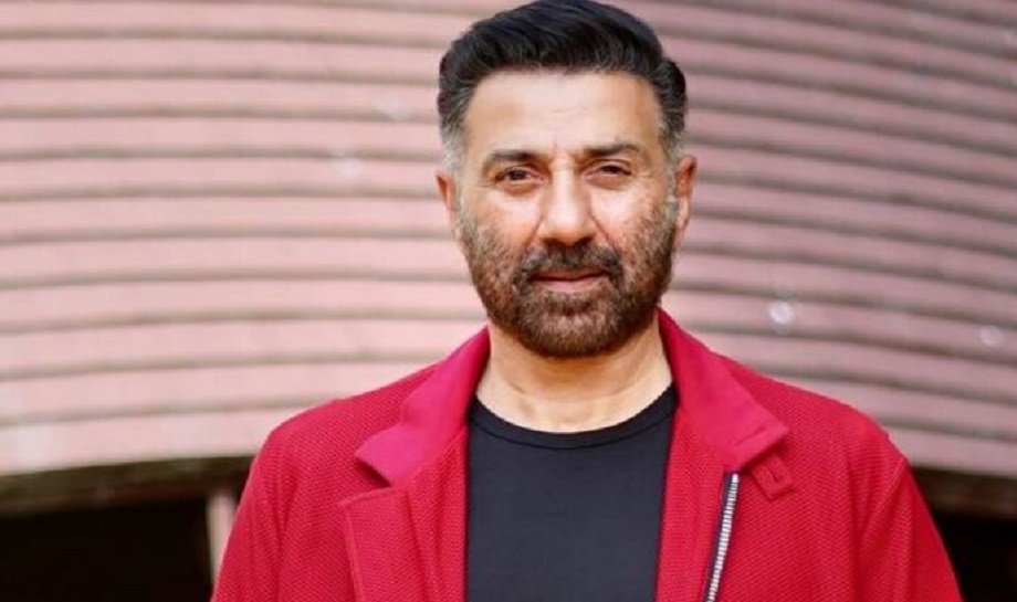Bollywood: Sunny Deol got angry on this matter, said- you also have parents in your house…