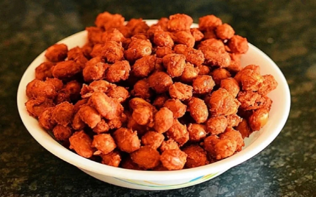 Snacks Recipe: You can also make peanut fritters at home