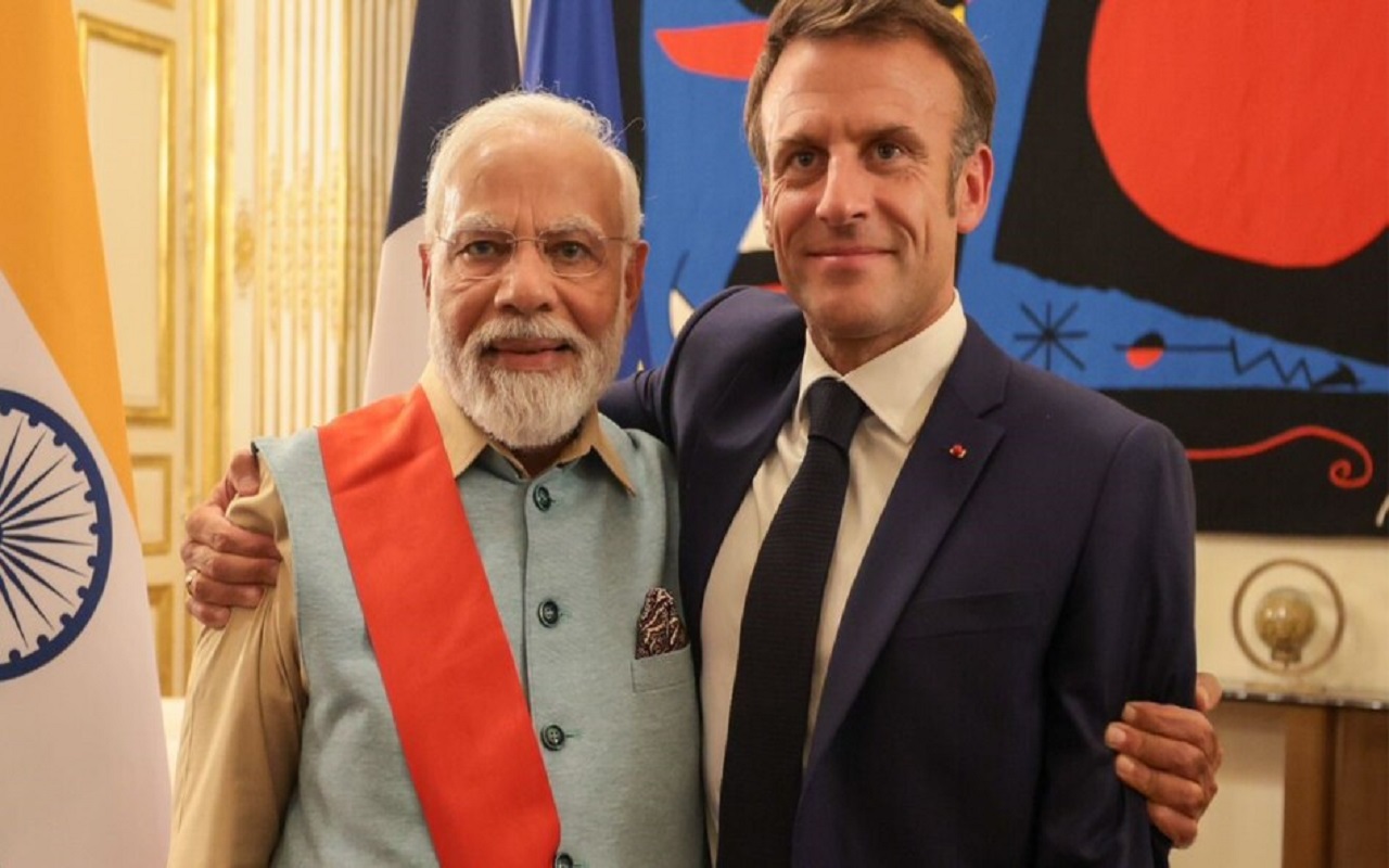 PM Modi: Prime Minister Modi received the highest French honor, became the first PM of India to receive this honor