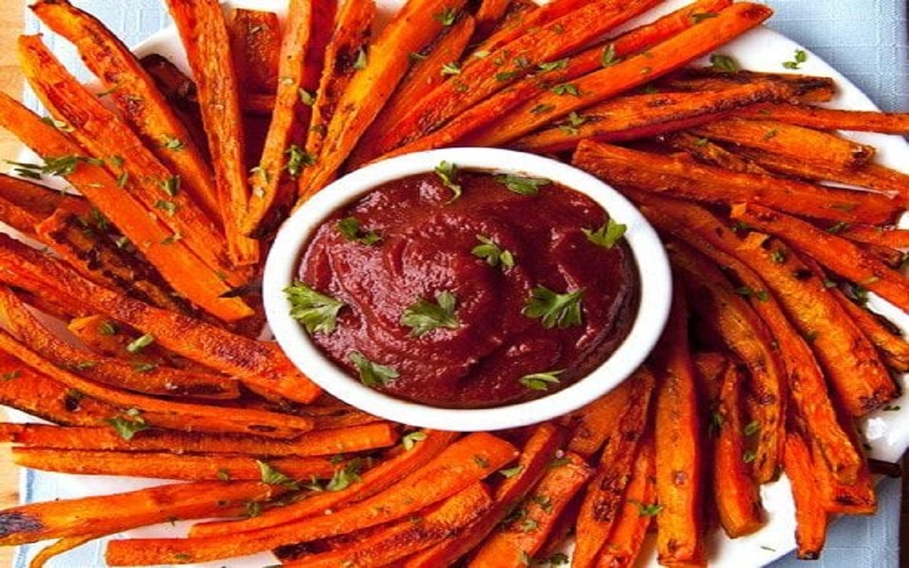 Recipe Tips: You can also enjoy Carrot Chips with tea, it is easy to make