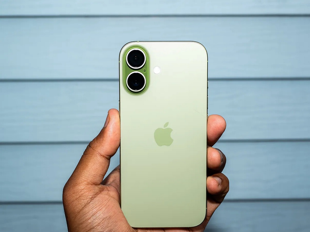 Tech Tips: Who Is Using Your Hotspot Data? Here Is How to Find Out