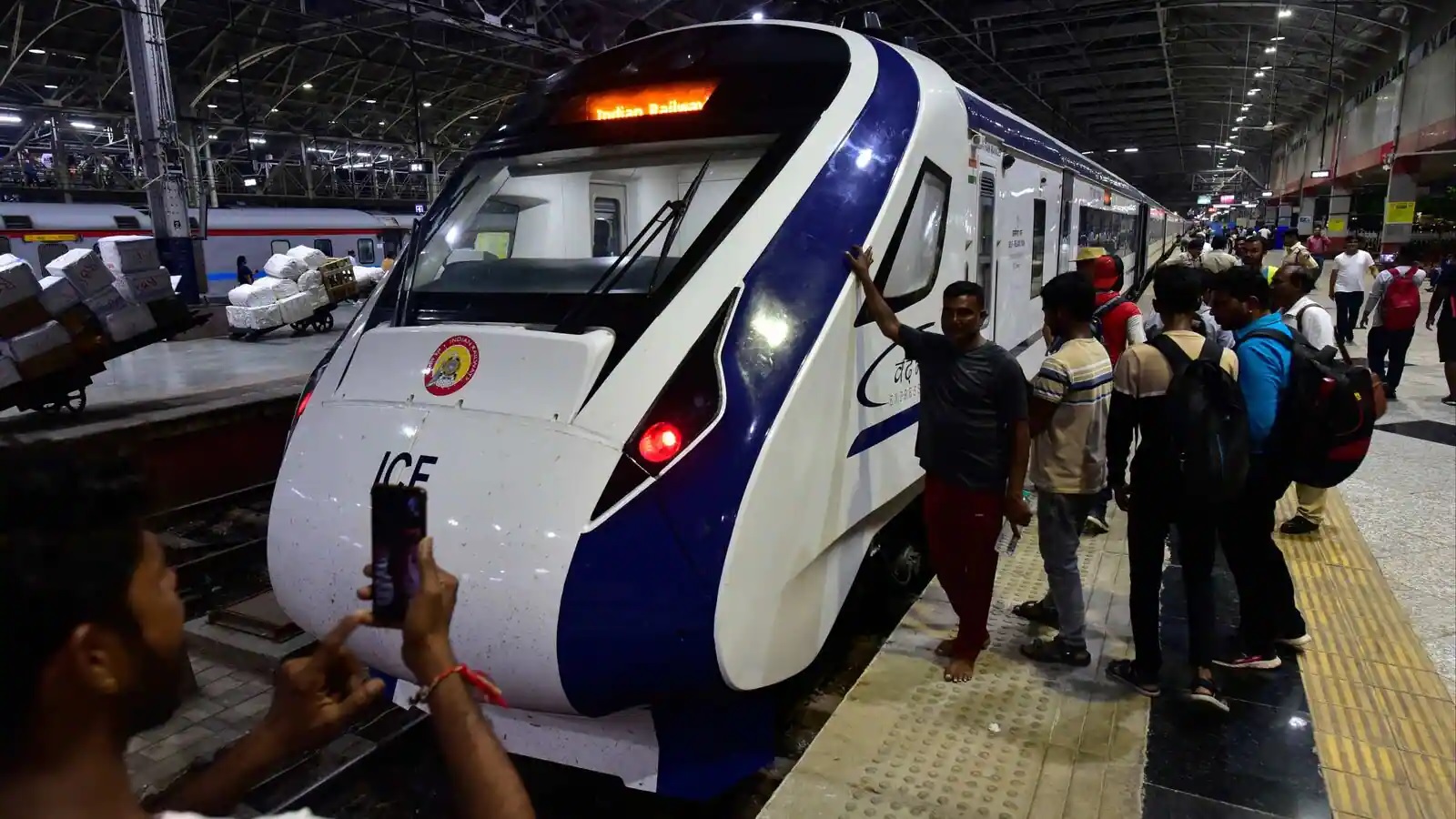Vande Bharat Express: The country is going to get five new Vande Bharat Express trains, will run on these routes