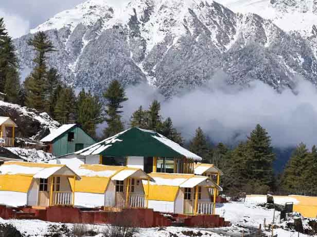 Travel Tips: Auli is a great place to visit in February, make your plans today