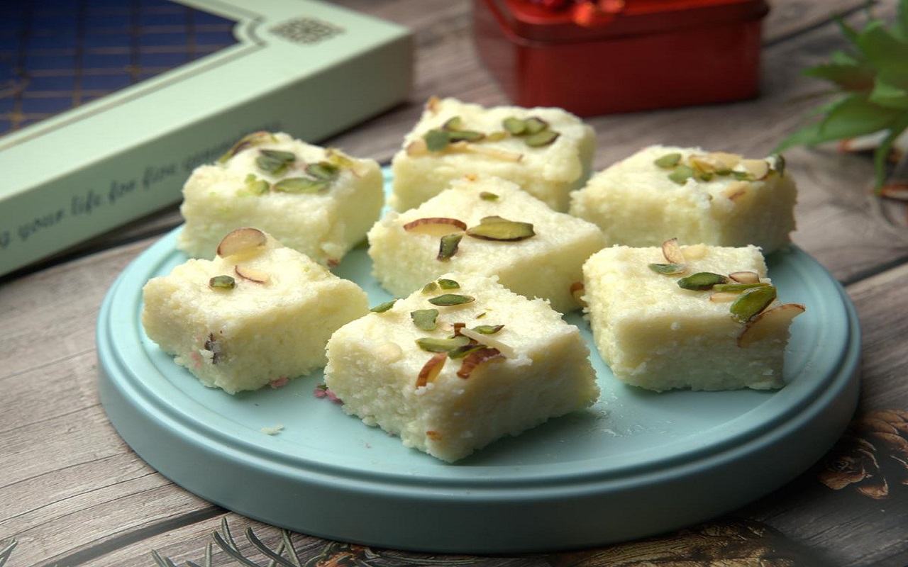 Recipe of the Day: You also make Malai Wala Kalakand for the guest