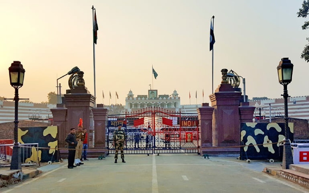 Travel Tips: This time you should also visit the Attari-Wagah border, you will be filled with enthusiasm
