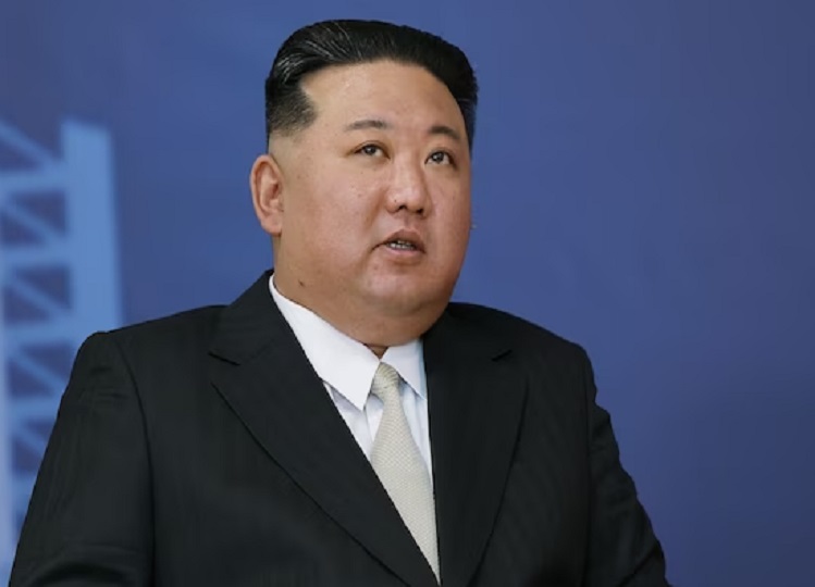 North Korean dictator Kim Jong got 30 minor students shot dead in public, this was their only fault