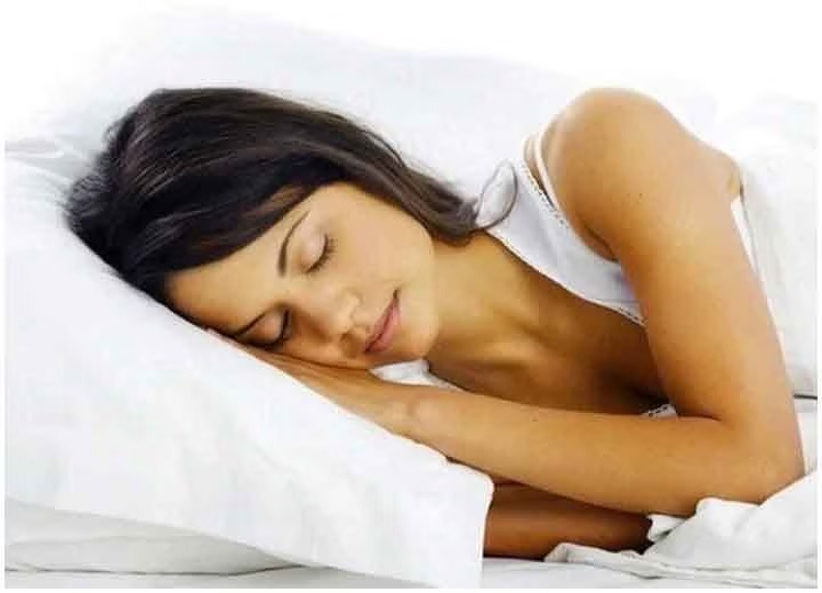 Health Tips: If you are not getting enough sleep then you can also be a victim of these diseases