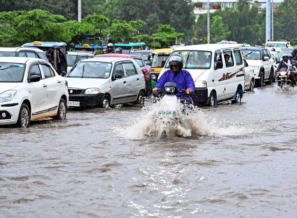 Weather update: Orange alert issued for these states of the country, very heavy rain will occur in these divisions of Rajasthan