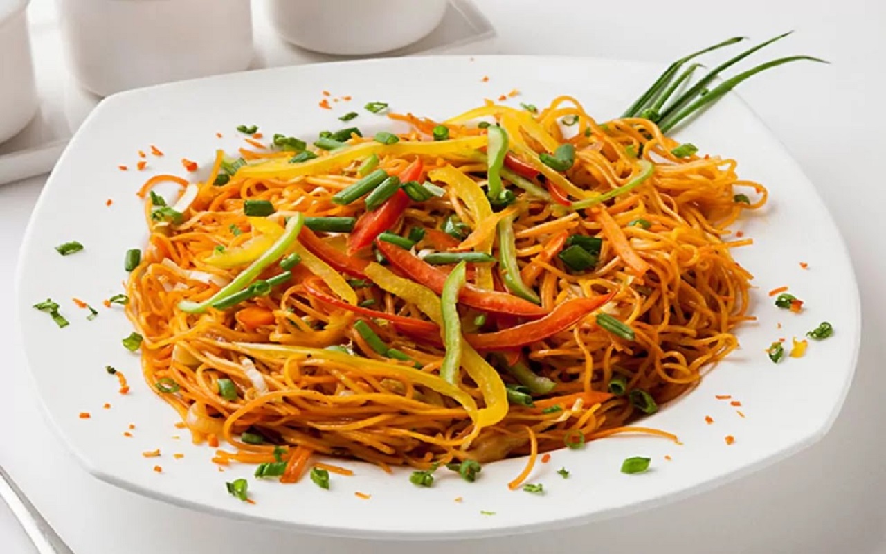 Recipe Tips: If you want to eat veg chow mein then make it like this, you will definitely like it.