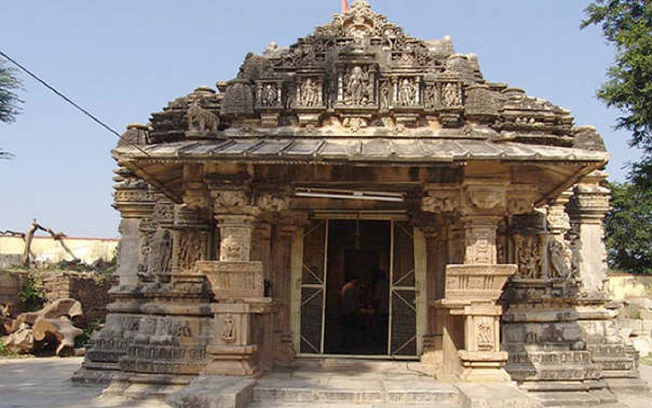 Travel Tips: This Mata temple of Rajasthan is famous by the name of Khajuraho, the devotees remain enthusiastic during Navratri