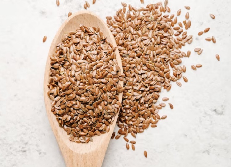Health Tips: Consuming these seeds without roasting can be harmful