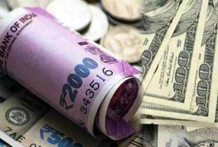Share Market : Rupee falls 31 paise to 81.89 per dollar in early trade