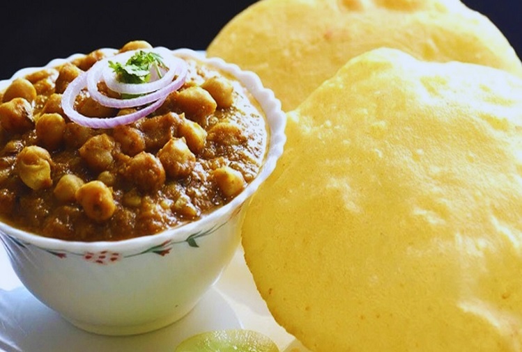 Recipe Tips: Punjabi style Bhature are also very tasty, prepare in this way