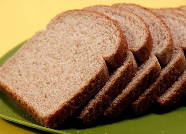 Health Tips: If you know the benefits of eating brown bread then you will stop consuming white bread from today itself.