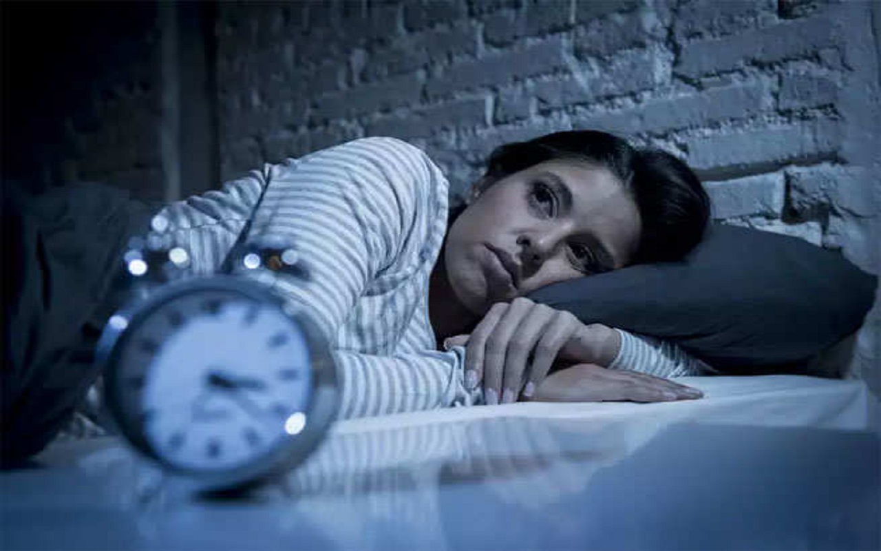 Health Tips: You can also get many types of diseases by staying awake all night