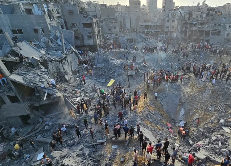 War: Israel again carried out air strikes in Gaza, more than 60 Palestinians died, now this allegation is being made