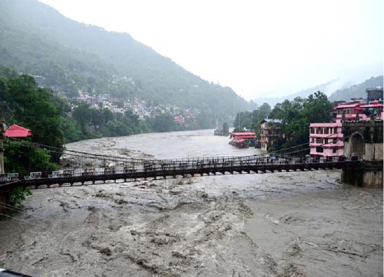 Weather update: Rain wreaks havoc in Himachal Pradesh, many buildings destroyed, no chance of rain in Rajasthan