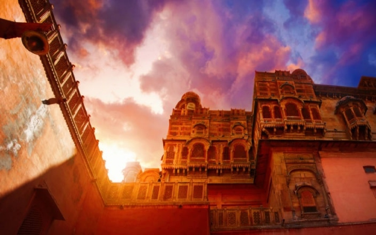 Travel Tips: Do visit Junagarh Fort once, for this reason you will like it very much
