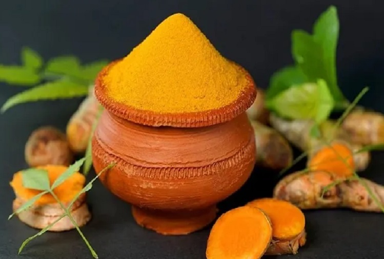 Health Tips: Eating turmeric in winter gives these benefits to the body
