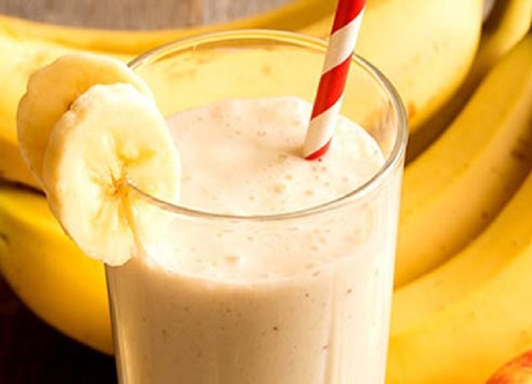 Recipe of the Day: Make delicious banana smoothie this summer season