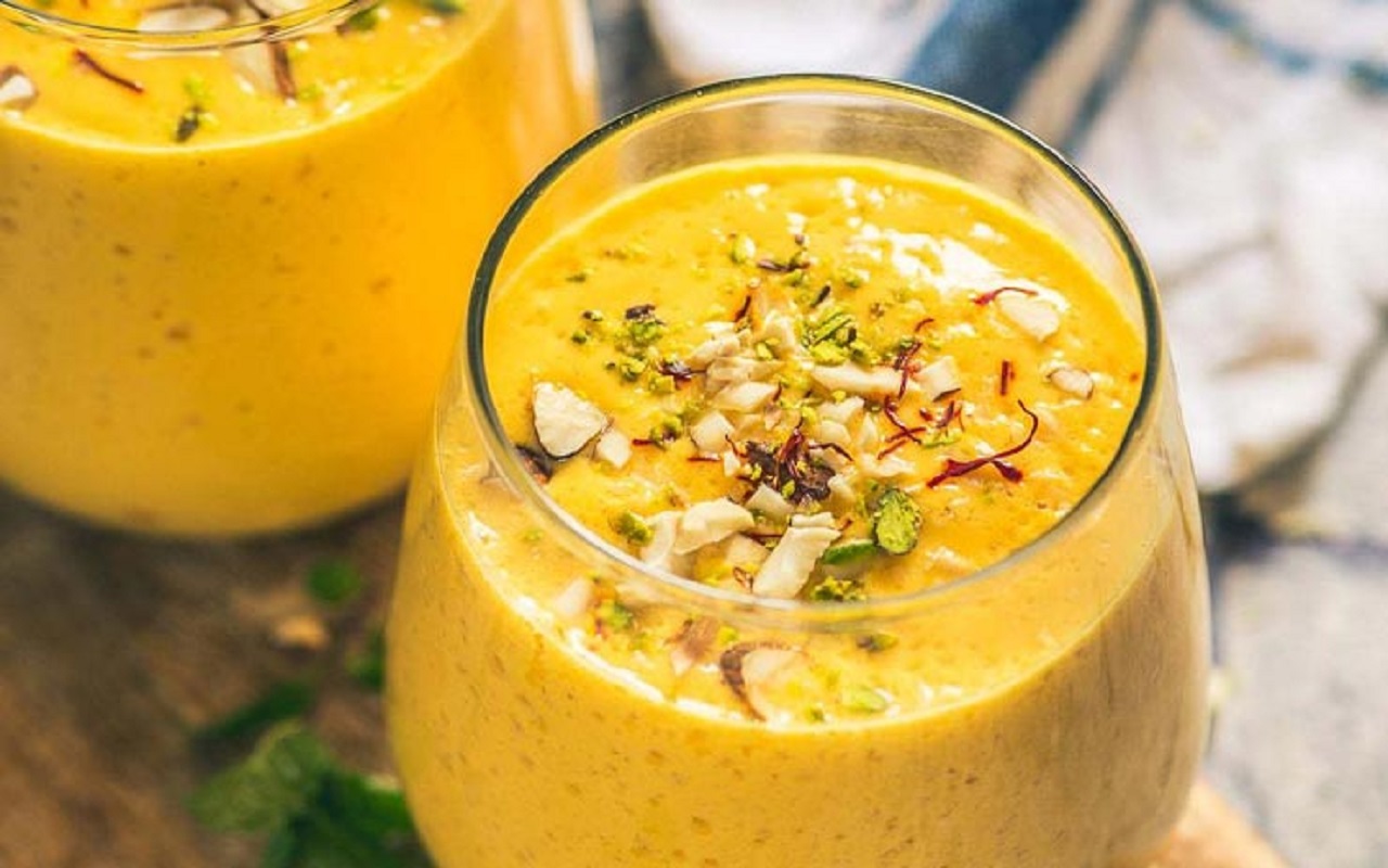 Welcome Drink Recipe: You Can Also Prepare 'Kesar Lassi' For Guest