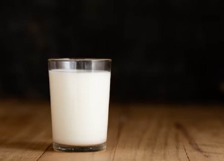 Health Tips: Drinking too much milk increases the risk of death, you should know this