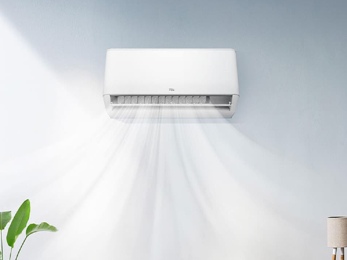 You won't get a huge electricity bill even after running the AC, this feature is fantastic.