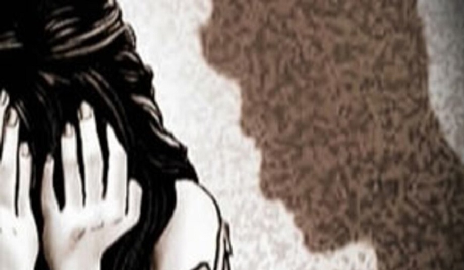 Uttar Pradesh: The police inspector's intentions got spoilt towards the victim, he started doing obscene acts