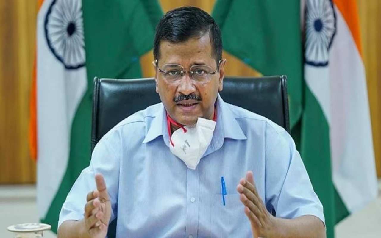 Kejriwal: CM Kejriwal's target on PM, whenever trouble comes on the country, Modi keeps silence