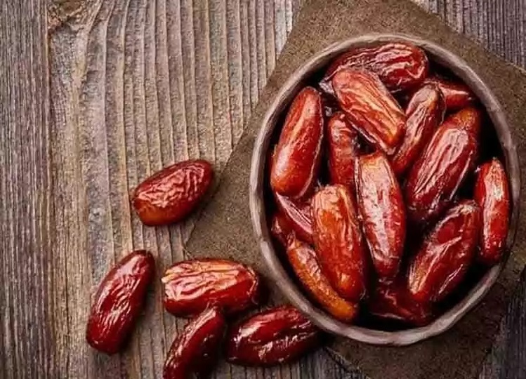Health Tips: There are countless benefits of eating soaked dates, start starting today itself.