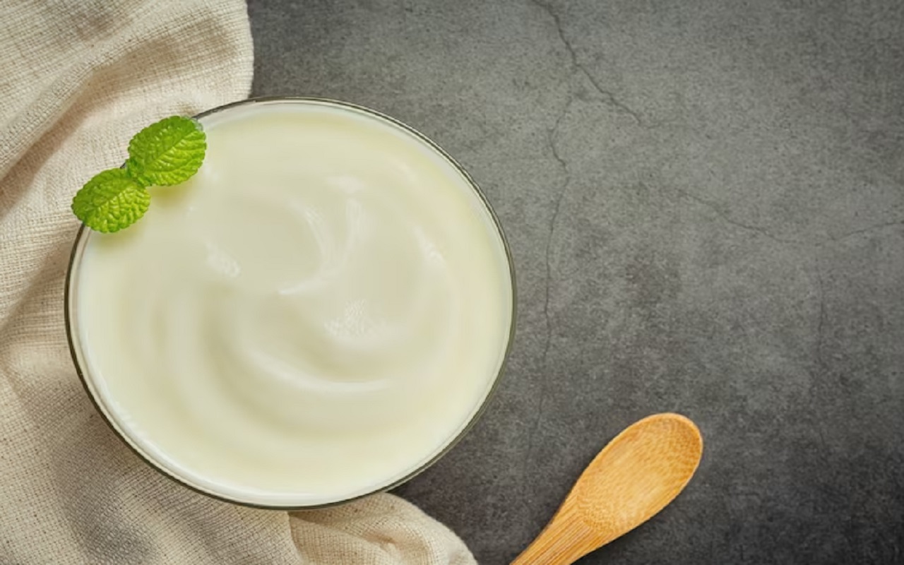 Health Tips: Curd can also prove harmful for health, keep this in mind