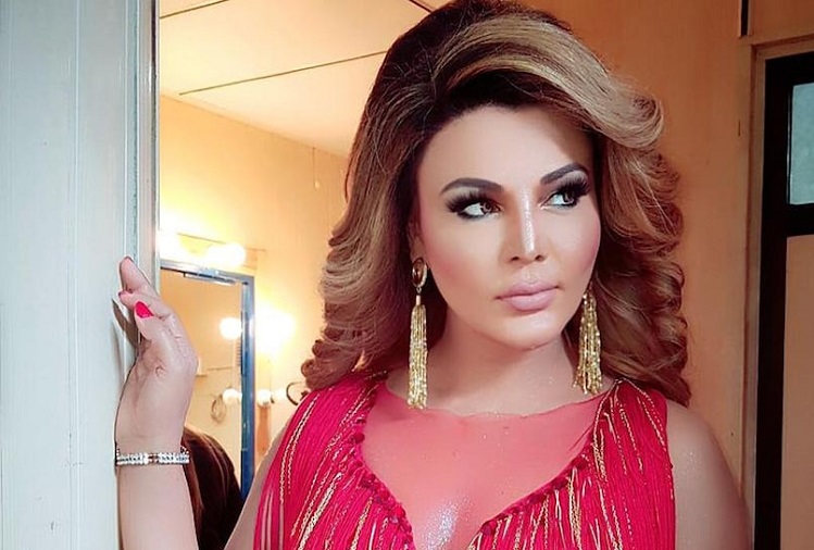 Rakhi Sawant arrested by Mumbai Police for questioning
