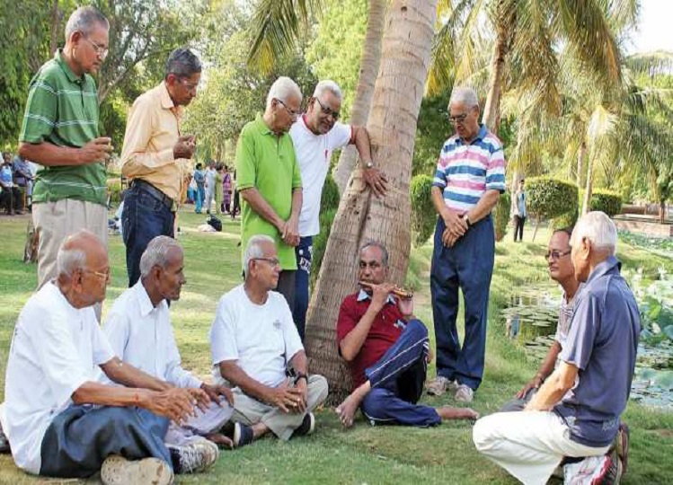 SCSS: In this scheme, senior citizens get low interest, the amount doubles in a short time....