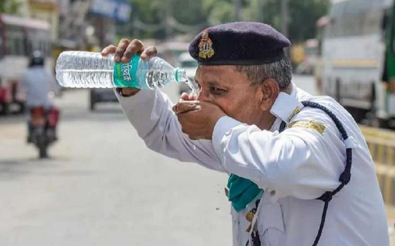 No respite from scorching heat in Bengal, heatwave conditions forecast in many parts