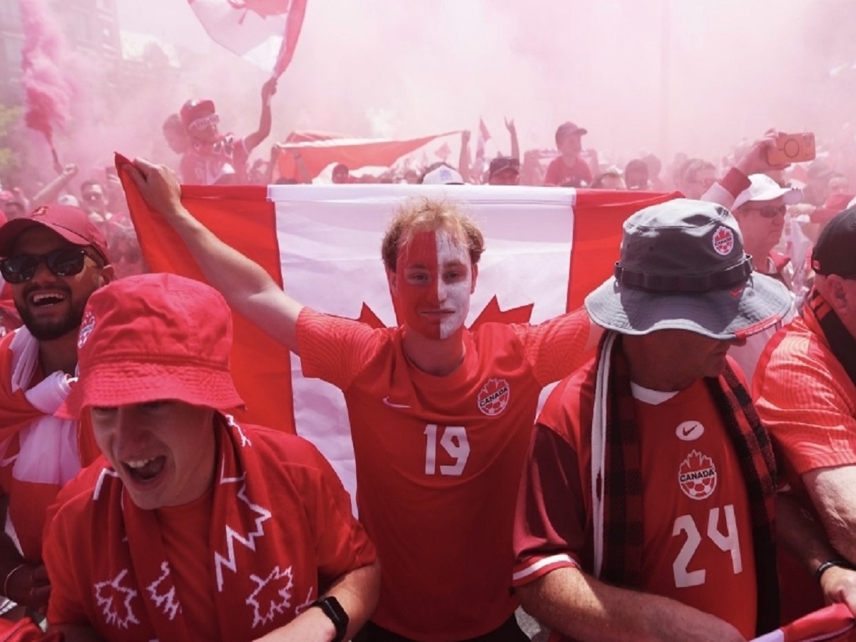 Celebrations in Vancouver: Thousands of Canadian fans held an enthusiastic march
