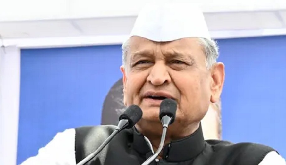 Ashok Gehlot accused the Election Commission of being biased and said this big thing